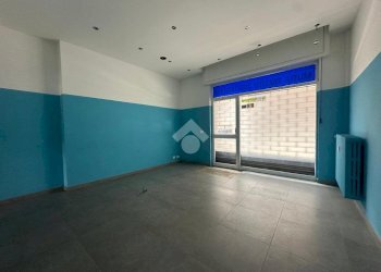Negozio via pietro custodi, Novara - foto 2