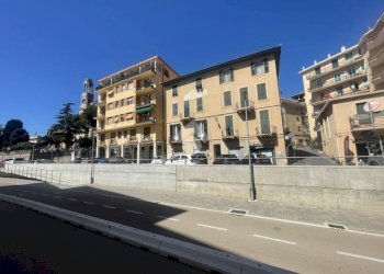 Apartment Via trento, Imperia - photo 16