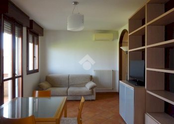 Three-room apartment Via Muddy Waters, Ferrara - photo 2