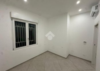 Three-room apartment Via Alessandro Volta, Pero - photo 9