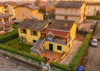 Villa Via del Donatore di Sangue, Torrile - photo 4