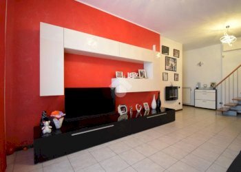 Three-room apartment Via Piacenza, Cologno Monzese - photo 10