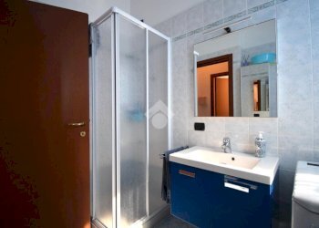Three-room apartment Via Piacenza, Cologno Monzese - photo 23