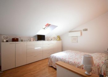 Three-room apartment Via Piacenza, Cologno Monzese - photo 29