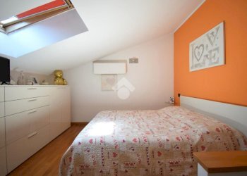 Three-room apartment Via Piacenza, Cologno Monzese - photo 31