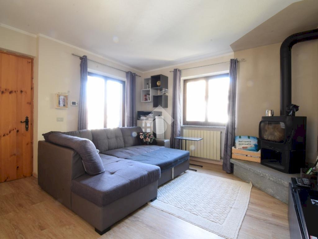 Three-room apartment Via Emarese, Emarèse - photo 3
