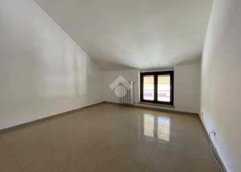 Attic Piazza Caracco, Cassinasco - photo 14