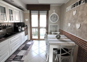 Four-room apartment Settimo Torinese, Settimo Torinese - photo 14
