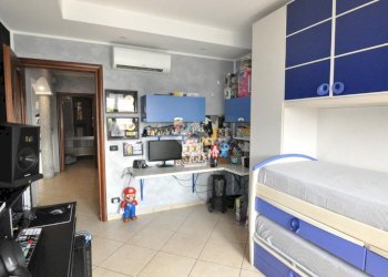Four-room apartment Settimo Torinese, Settimo Torinese - photo 23