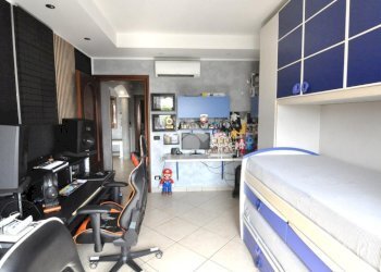 Four-room apartment Settimo Torinese, Settimo Torinese - photo 25