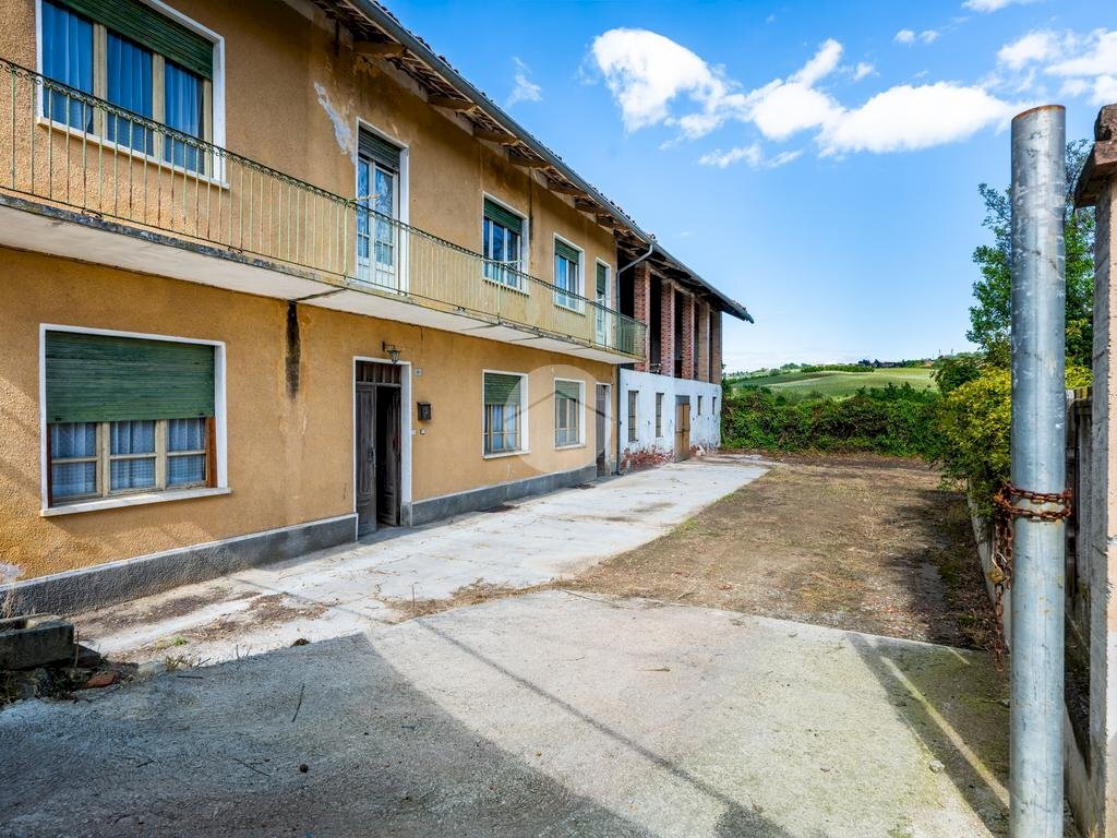 Casa semi indipendente frazione Sant'Antonio, Cherasco - foto 1