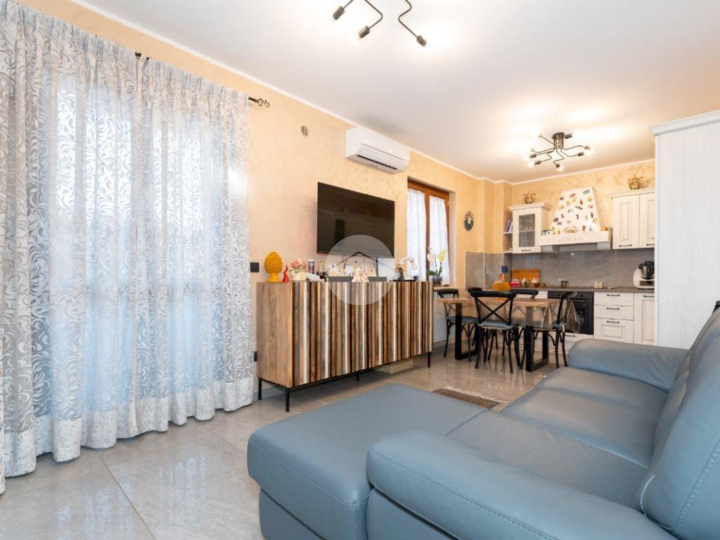 Three-room apartment Via Val della Torre, Alpignano - photo 1