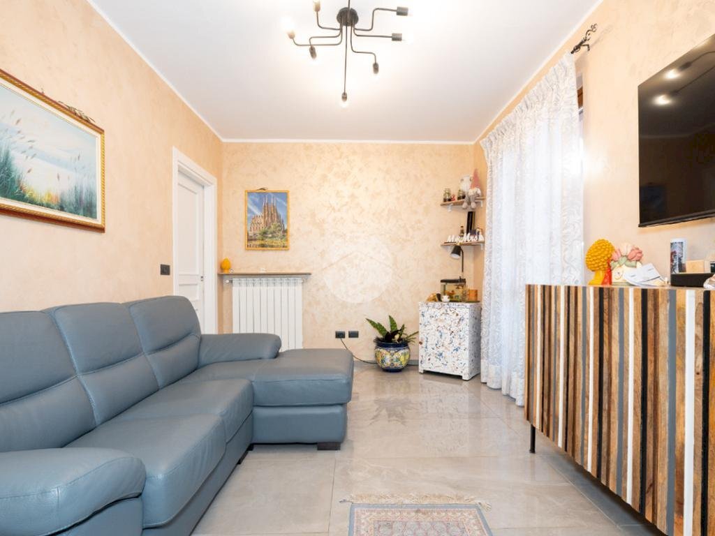 Three-room apartment Via Val della Torre, Alpignano - photo 2