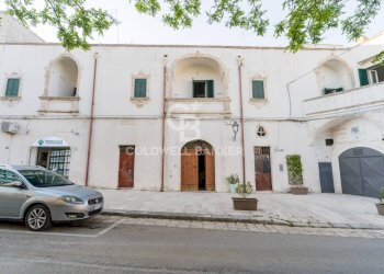 Foto 3 - Stabile - Palazzo Via Porta di Giuso
 
57, Ceglie Messapica - foto 3