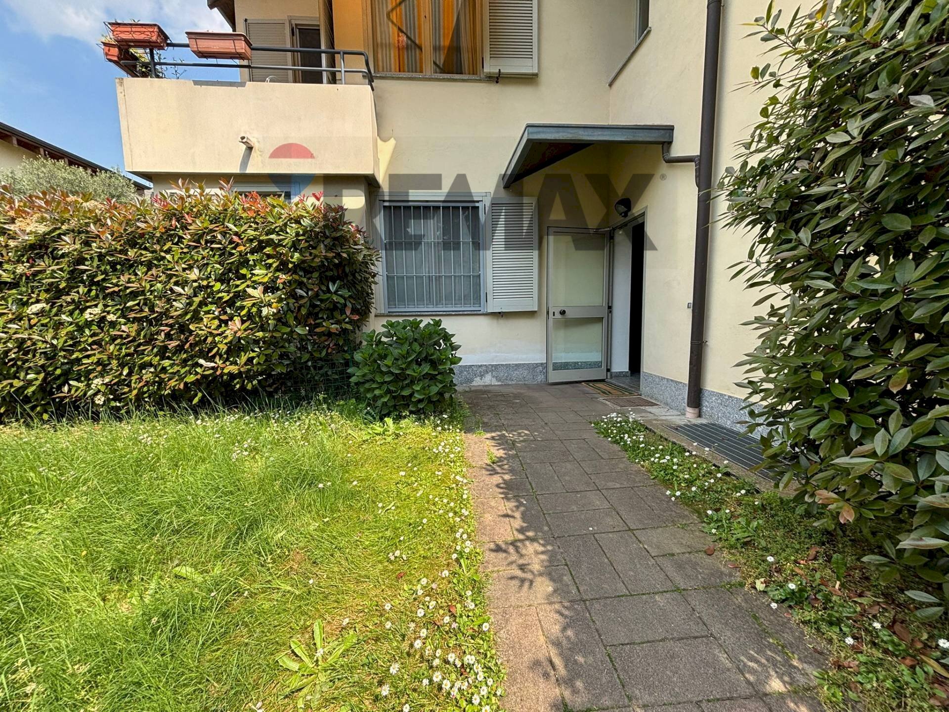 Giardino - Two-room apartment Via don Ravazzi
 
29, Cassinetta di Lugagnano - photo 3
