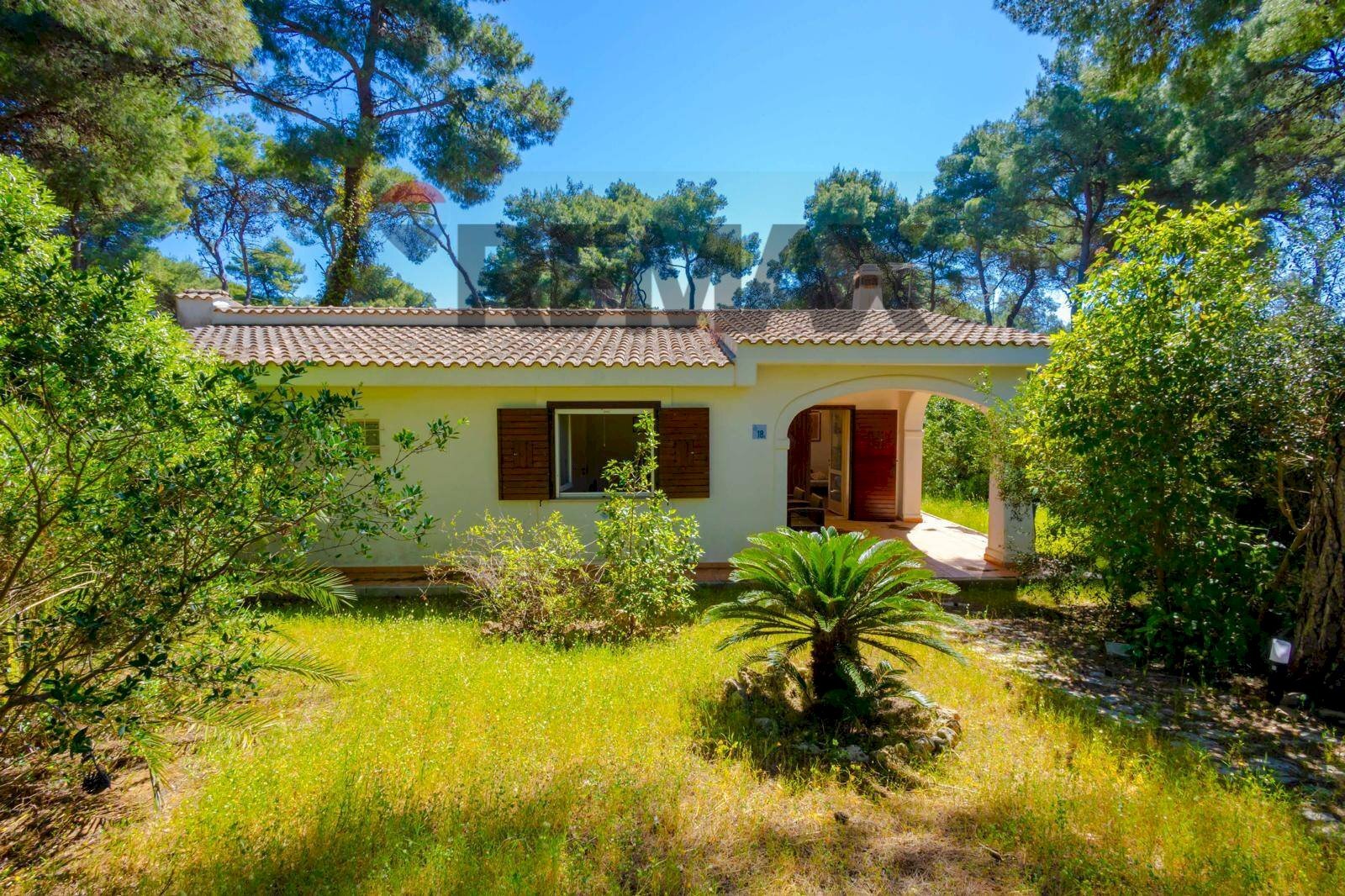 Casa all\'aperto - Casa semi indipendente Via Dei Biancospini
 
18, Castellaneta - foto 1