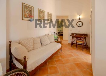 Soggiorno - Casa semi indipendente Via Dei Biancospini
 
18, Castellaneta - foto 5