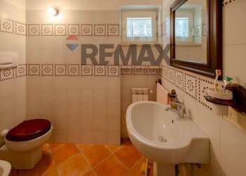 Bagno - Casa semi indipendente Via Dei Biancospini
 
18, Castellaneta - foto 12