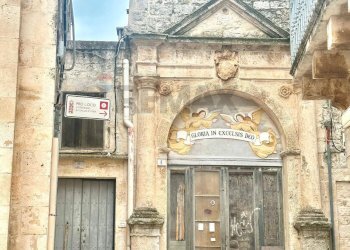 Edificio all\'aperto - Quadrilocale Piazza Vittorio Emanuele III
 
21, Cisternino - foto 25
