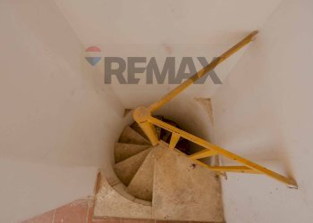 Scale - Rustic Strada Rurale Santa Lucia
 
snc, Bari - photo 39