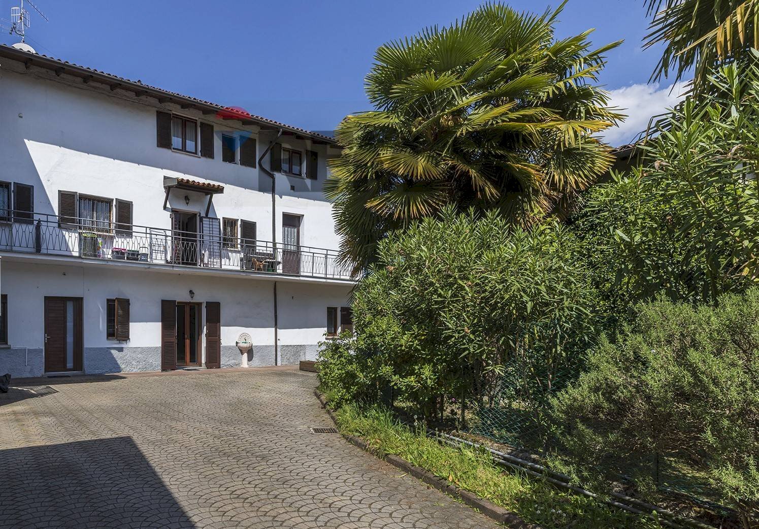 Edificio all\'aperto - Three-room apartment Via Diaz
 
15, Buguggiate - photo 1