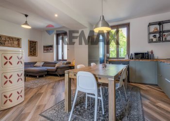 Sala da pranzo - Three-room apartment Via Diaz
 
15, Buguggiate - photo 4