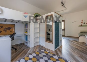Camera / camera da letto - Three-room apartment Via Diaz
 
15, Buguggiate - photo 11