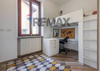 Camera / camera da letto - Three-room apartment Via Diaz
 
15, Buguggiate - photo 12