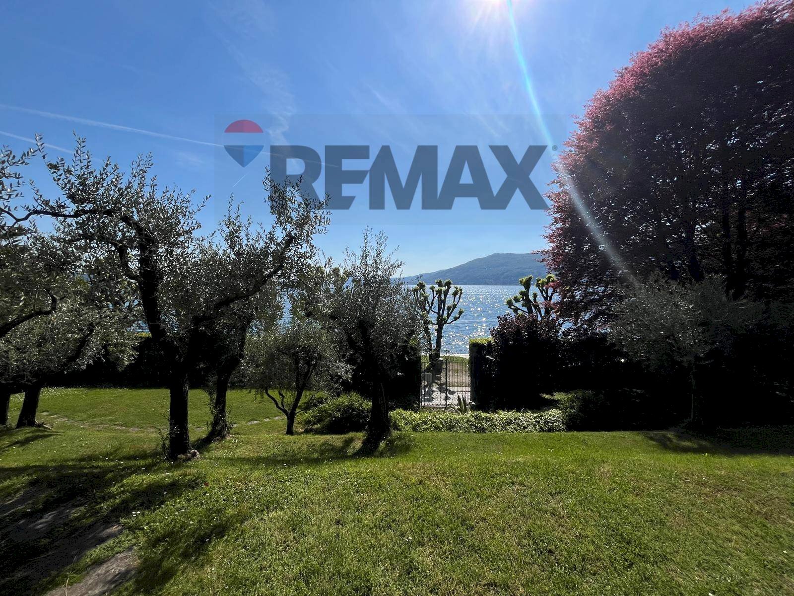 Giardino - Two-room apartment VIA LAGO MAGGIORE
 
55, Leggiuno - photo 3