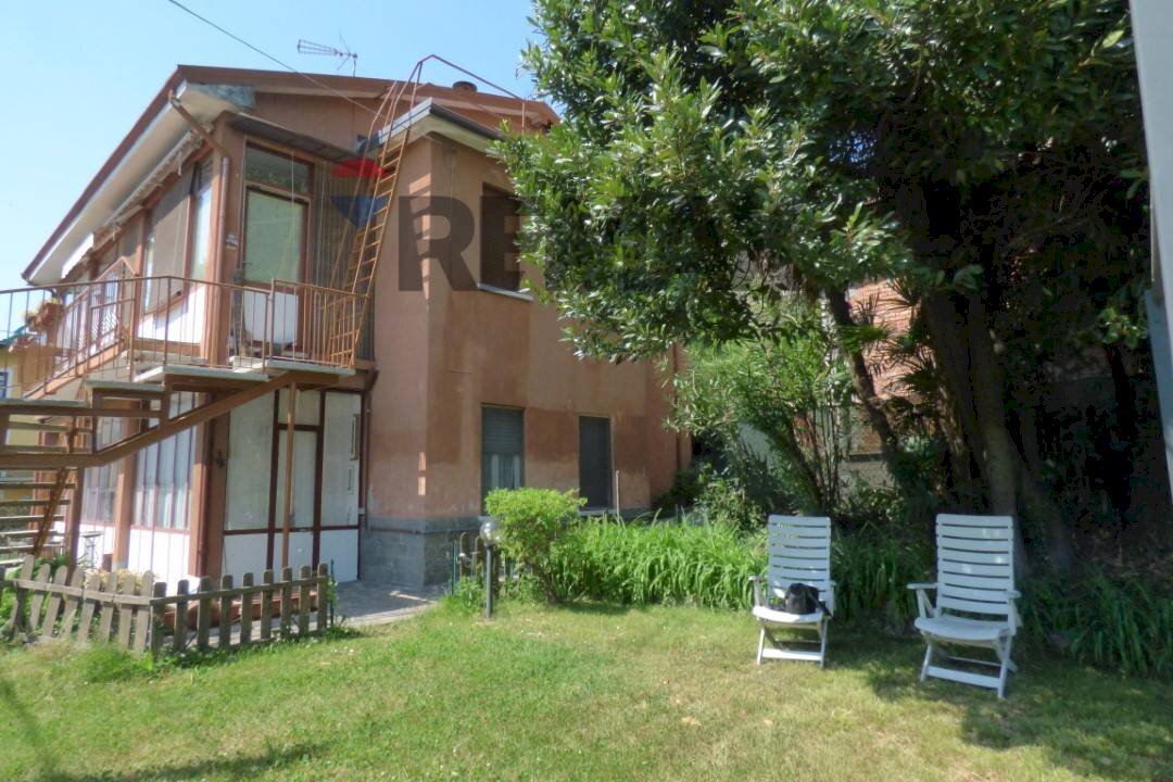 Casa all\'aperto - Bilocale Via alla Rocca, Laveno-Mombello - foto 1