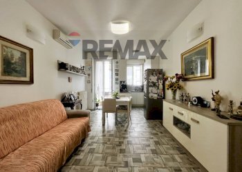 Sala da pranzo - Two-room apartment Via Milano
 
21, Varese - photo 2