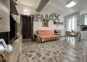 Sala da pranzo - Two-room apartment Via Milano
 
21, Varese - photo 8