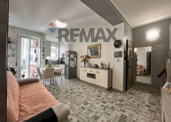 Soggiorno - Two-room apartment Via Milano
 
21, Varese - photo 9