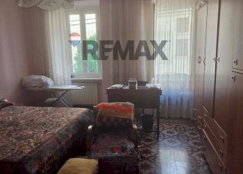 Camera / camera da letto - Casa semi indipendente PIAZZA FUMAGALLI
 
11, Arcisate - foto 9