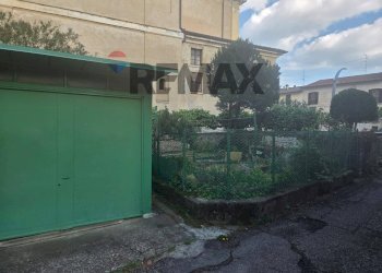 Edificio all\'aperto - Casa semi indipendente PIAZZA FUMAGALLI
 
11, Arcisate - foto 31