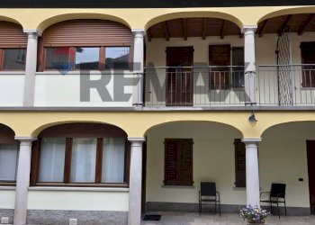 Edificio all\'aperto - Three-room apartment Via Martino Longhi
 
21, Viggiù - photo 1