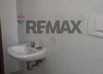 Bagno - Three-room apartment Via Martino Longhi
 
21, Viggiù - photo 10