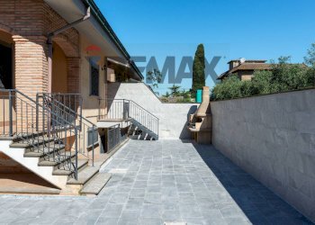 Terrazza - Villa Via Villa Guardia
 
5, Roma - foto 6