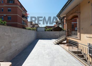 Terrazza - Villa Via Villa Guardia
 
5, Roma - foto 7