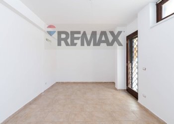 Stanza vuota - Villa Via Villa Guardia
 
5, Roma - foto 21