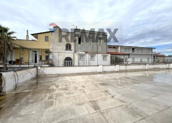 Edificio all\'aperto - Ufficio Via Passanti
 
111, San Giuseppe Vesuviano - foto 2