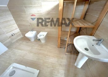 Bagno - Locale Commerciale Via Passanti
 
111, San Giuseppe Vesuviano - foto 8