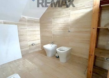 Bagno - Locale Commerciale Via Passanti
 
111, San Giuseppe Vesuviano - foto 10