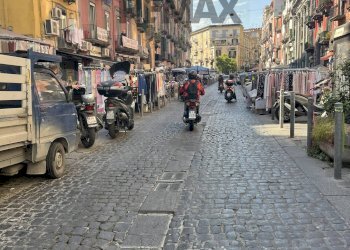 Edificio all\'aperto - Trilocale Vico Cangiani A Santa Maria Antesaecula
 
27, Napoli - foto 7