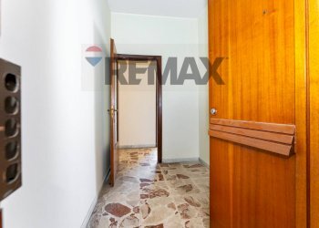 Hall / corridoio - Quadrilocale Via Carnazza
 
2, Tremestieri Etneo - foto 9