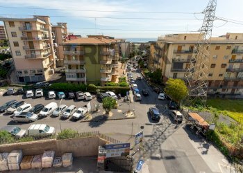 Edificio all\'aperto - Quadrilocale Via Carnazza
 
2, Tremestieri Etneo - foto 29