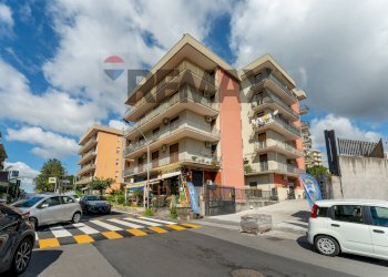 Edificio all\'aperto - Quadrilocale Via Carnazza
 
2, Tremestieri Etneo - foto 41