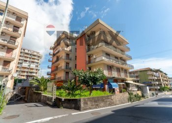 Edificio all\'aperto - Quadrilocale Via Carnazza
 
2, Tremestieri Etneo - foto 42