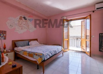 Camera / camera da letto - Three-room apartment Via Salvo D'Acquisto
 
21/25, Aci Catena - photo 10