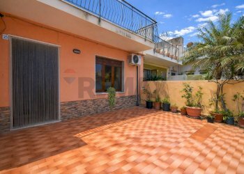 Terrazza - Casa indipendente Via Baronessa
 
25, Riposto - foto 7